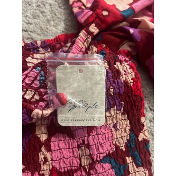 NWT Free People Ariana Pink Floral Cotton Smocked Crop Long Sleeve Top Small - Picture 7 of 12